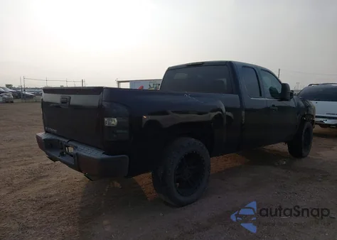 2007 Chevrolet Silverado 1500 Work Truck from USA, damaged, VIN 1GCEC19C87Z519688